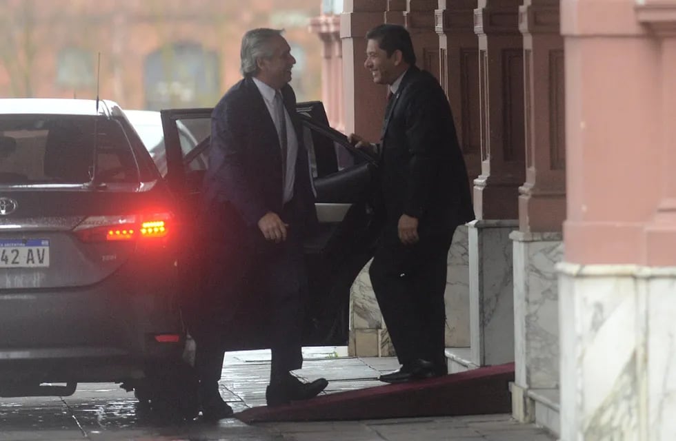 Alberto Fernández llegando a la Casa Rosada. Foto: Gentileza Clarín.