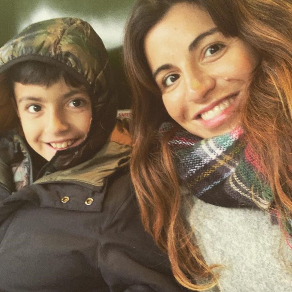 Gianinna Maradona y su hijo Benjamín Agüero. (Instagram/@giamaradona)