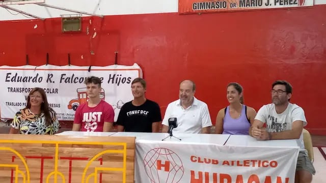 Huracán confirmó a Juan Manuel Locatelli como DT de la Primera de Básquet