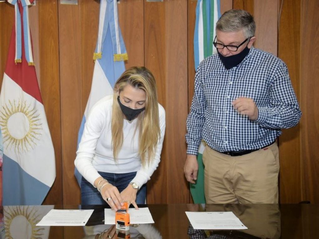 Acuerdo entre el Municipio de Arroyito y el Centro Comercial e Industrial
