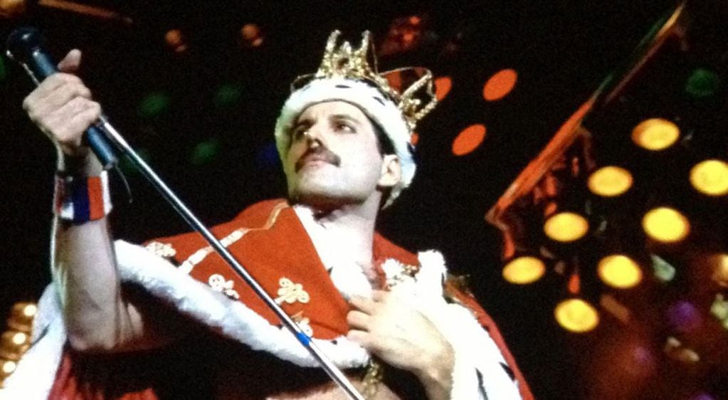 Freddie Mercury es considera un símbolo de la bisexualidad.