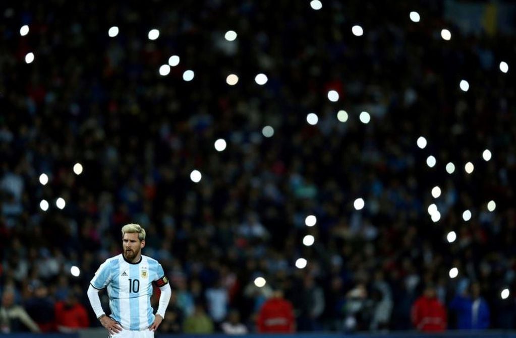 Messi en el Malvinas Argentinas por las Eliminatorias 2016  -  Argentina vs Uruguay.