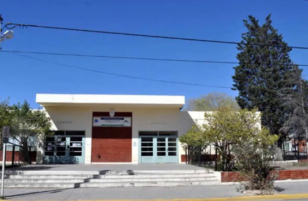 Escuela 750 (Foto: LU17).