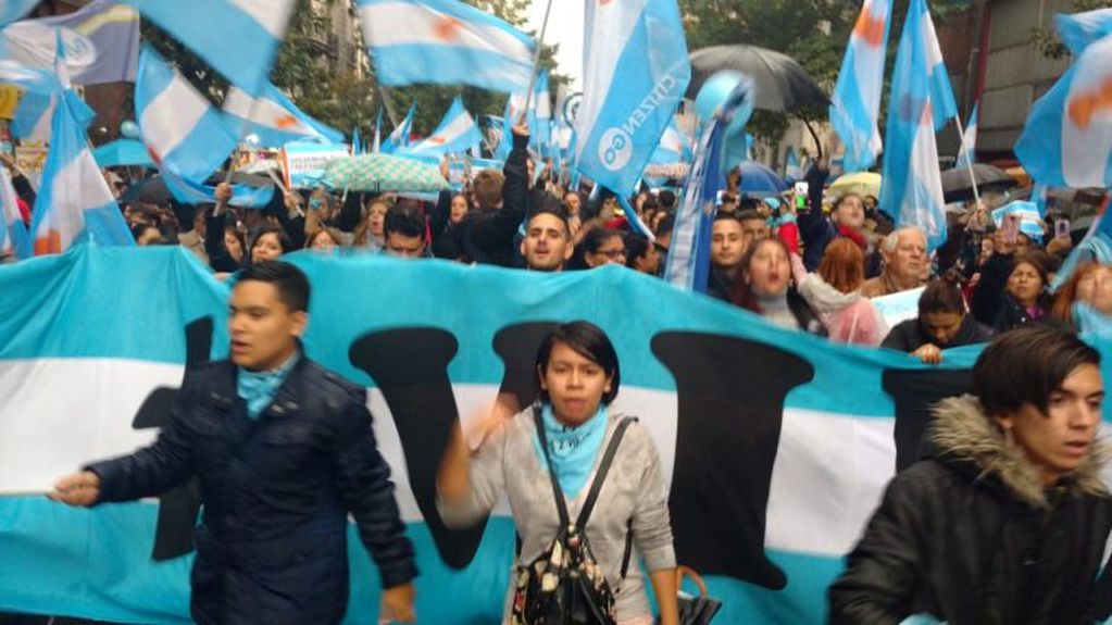 La marcha de los grupos provida en defensa del Niño por Nacer en Córdoba.