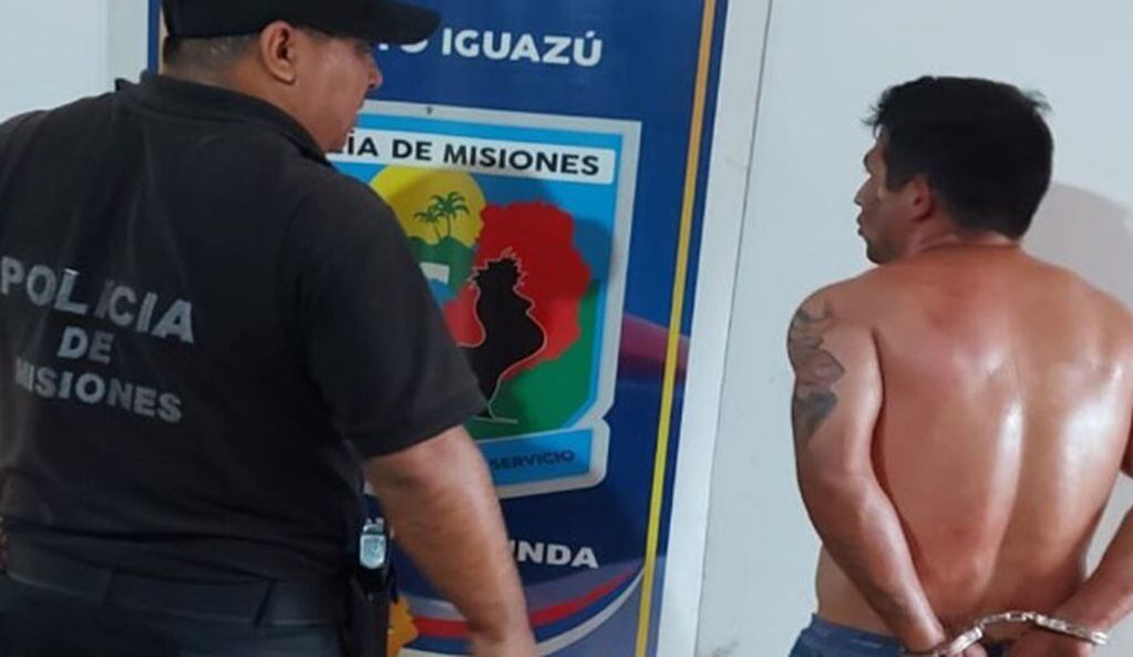 Puerto Iguazú: causaba disturbios en la vía pública y fue detenido.