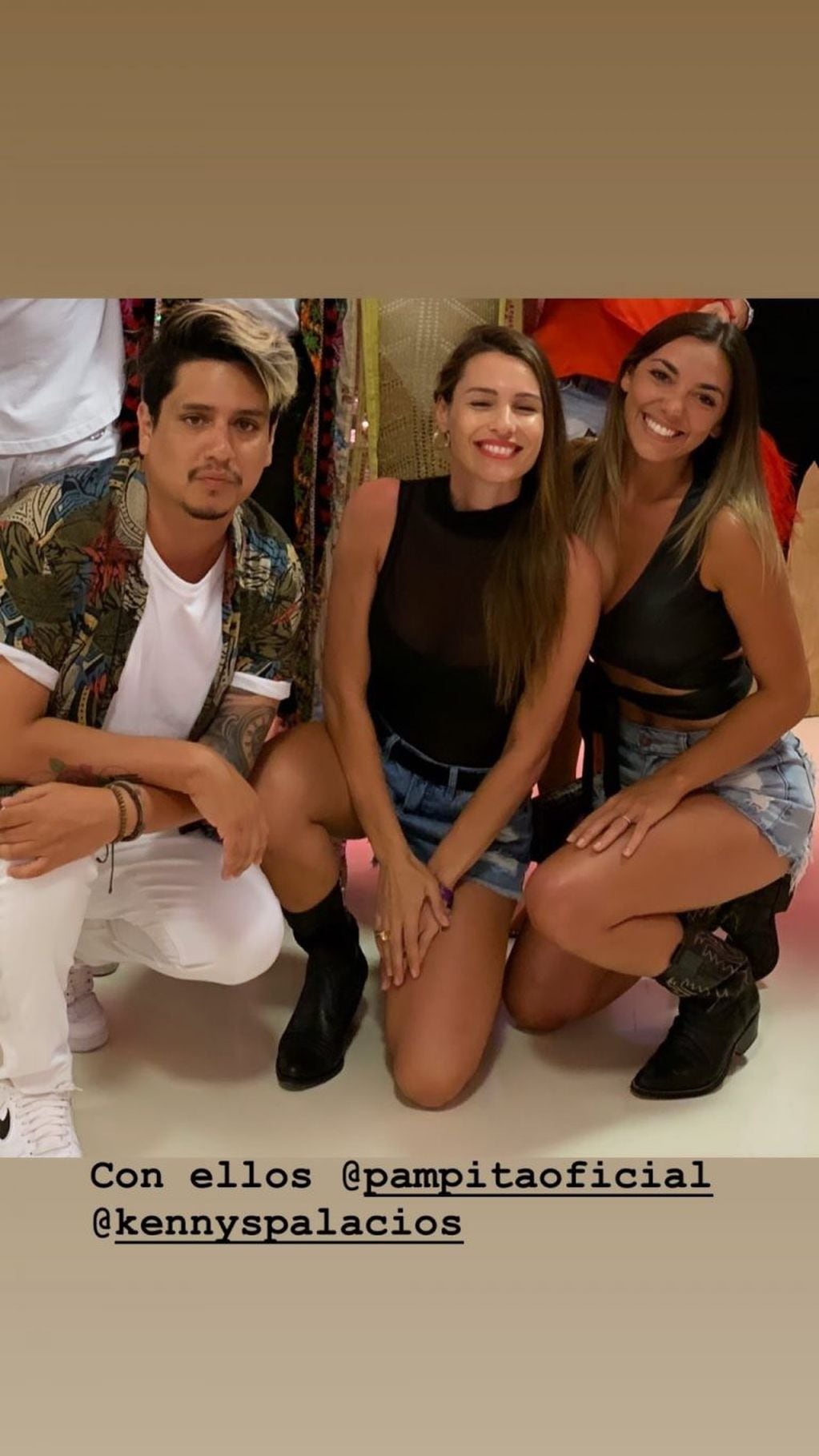 Pampita Ardohain, Floppy Tesouro y Kenny Palacios (Foto: Instagram)