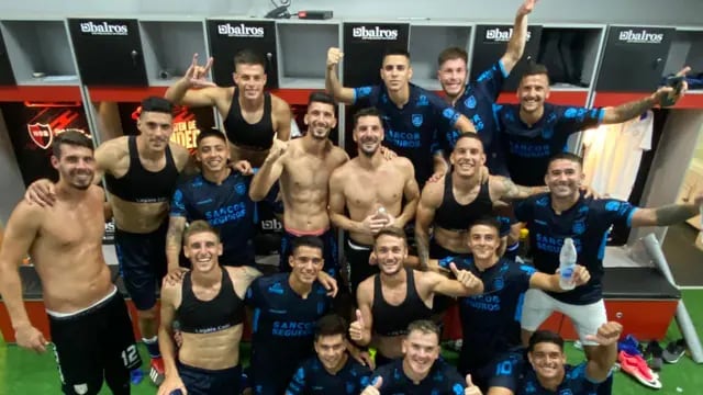 Los jugadores de Atlético celebran el pase a semi