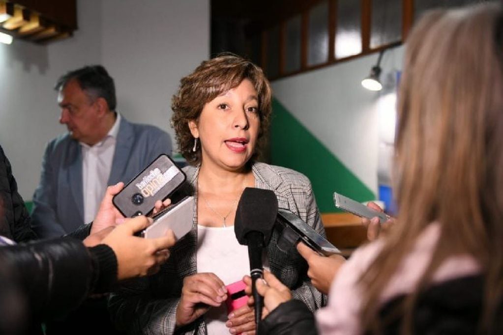 Arabela Carreras, gobernadora de Río Negro, impulsó la medida en el marco de la pandemia (web).
