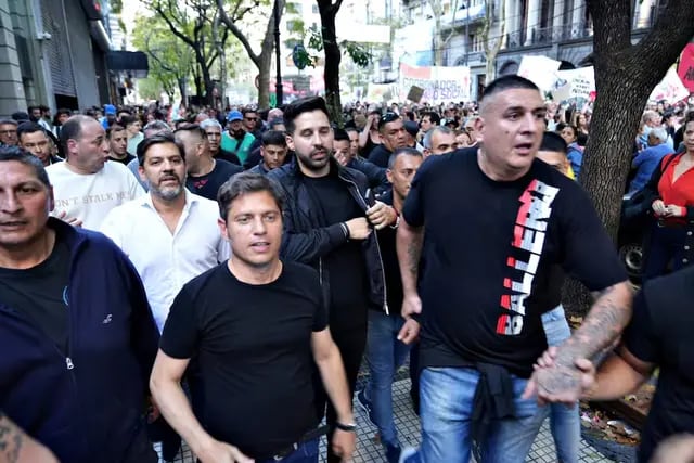 Kicillof y Massa se unieron a la marcha universitaria en Buenos Aires