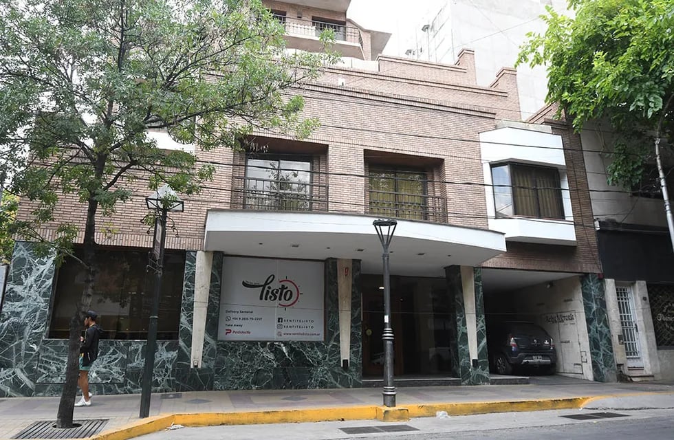 Los turistas fallecieron en el Hotel Reina Victoria ubicado en calle San Juan 1127 de Ciudad.