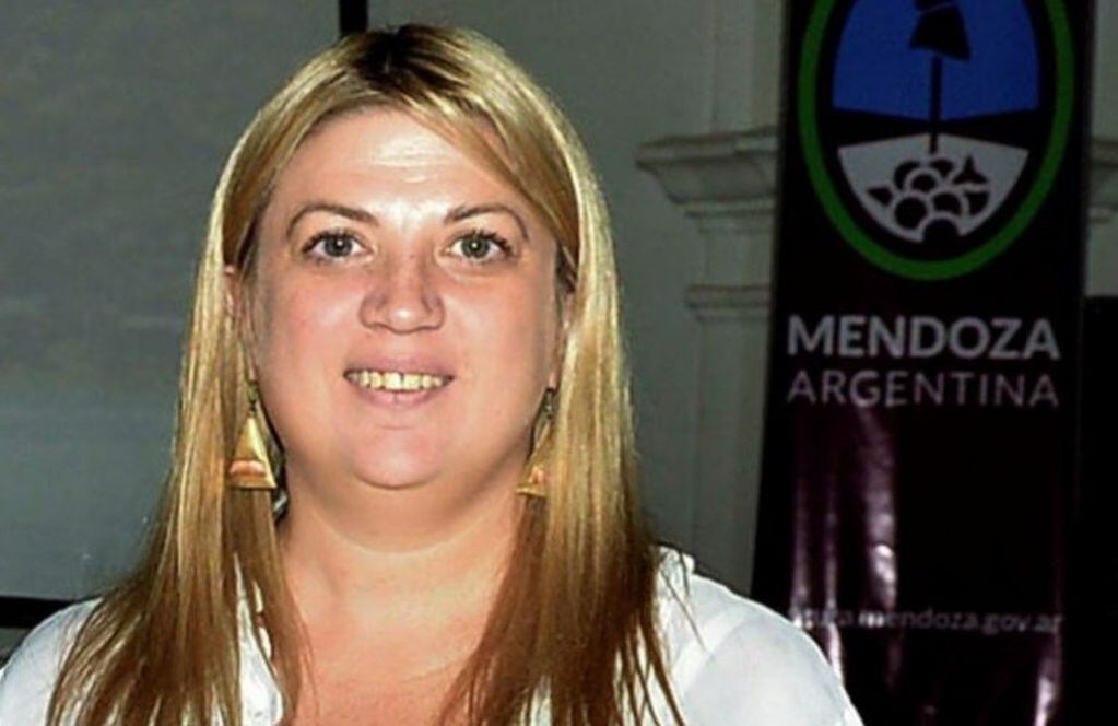 Gabriela Goncalvez, gerenta regional de Aerolíneas Argentinas en Mendoza.