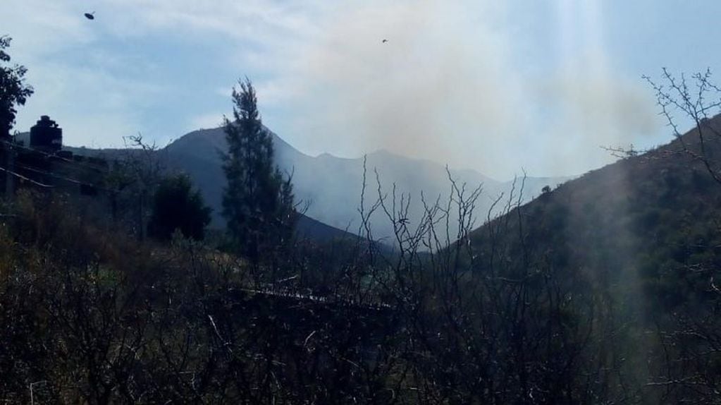 Columna de humo indica un nuevo foco de incendio en Rumy
