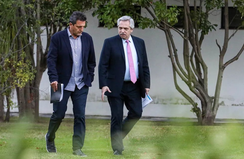 Alberto Fernández y Sergio Massa en Olivos (Archivo)