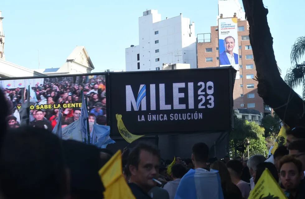 Balotaje: imágenes del acto de cierre de campaña de Javier Milei en Córdoba capital. (Javier Ferreyra)