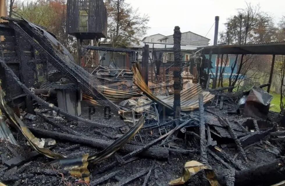 Incendio consumió por completo una vivienda en la ciudad de Tolhuin