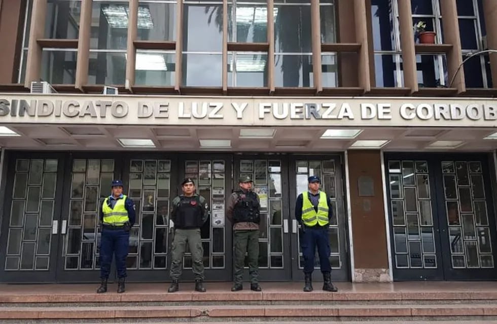 Allanamientos de Gendarmería en Luz y Fuerza.