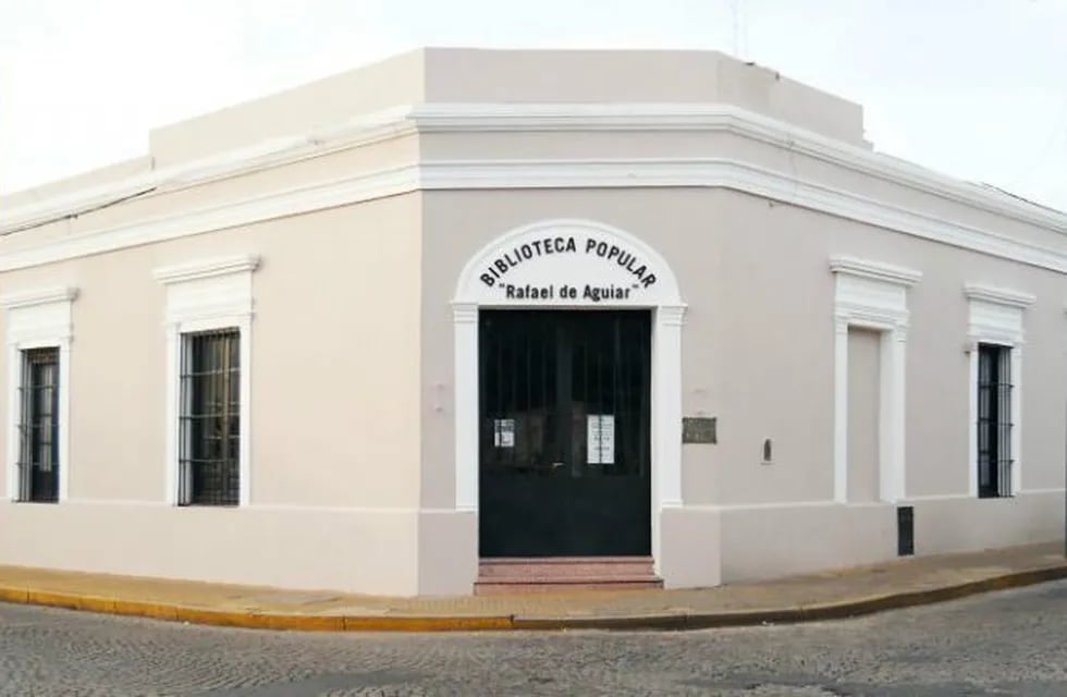 Biblioteca Rafael de Aguiar