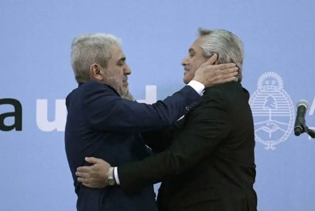 El ministro de Seguridad, Aníbal Fernández, junto presidente Alberto Fernández (Archivo)