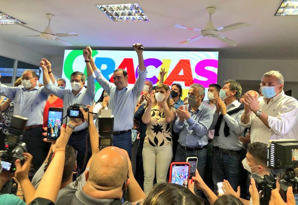 Gustavo Valdés reelecto con el 76.75% de votos.