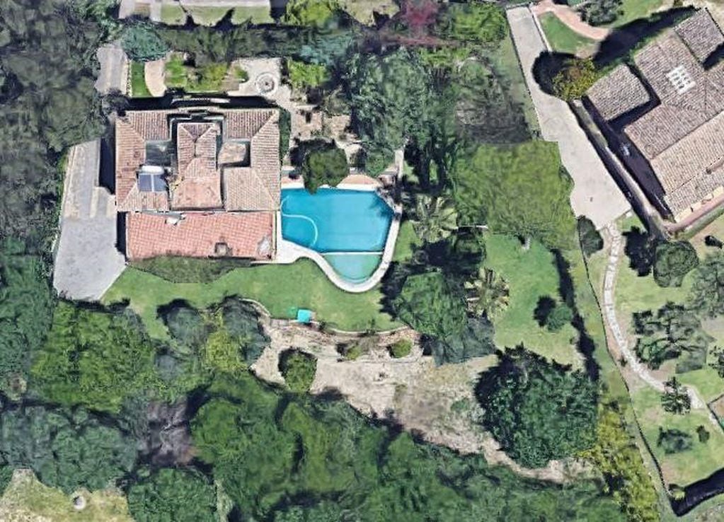 Vista aérea de la residencia donde murió el joven actor.