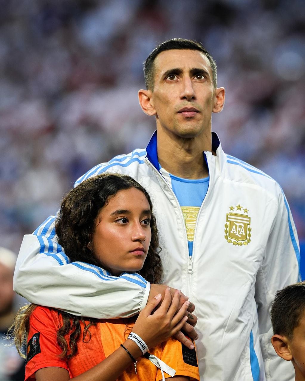 Ángel Di María salió a la cancha con su hija Mía en el partido de Argentina y Perú por la Copa América de Estados Unidos 2024.