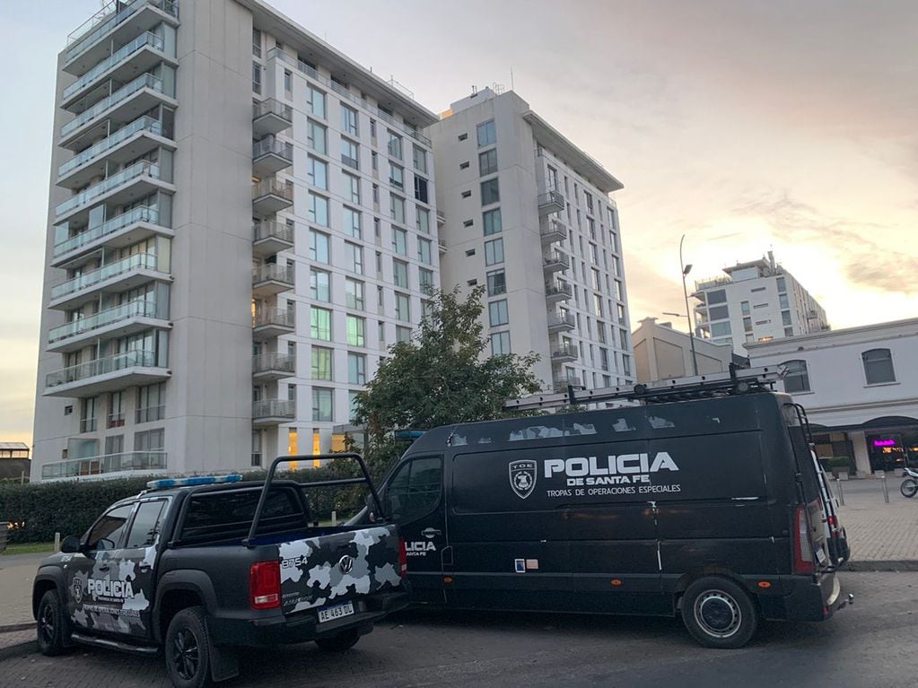 Grimaldi fue detenido en un departamento de planta baja en un edificio del complejo Forum en Puerto Norte.