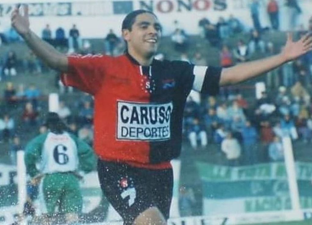 Guillermo Álvarez (Sporting). El "Gringo" fue el campeón del plantel 2002.