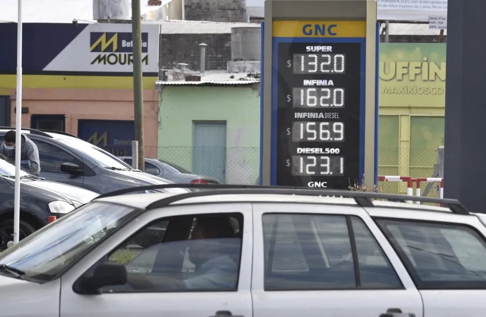 YPF aumentó sus combustibles este lunes al igual que el domingo lo hicieron Axion y Shell.