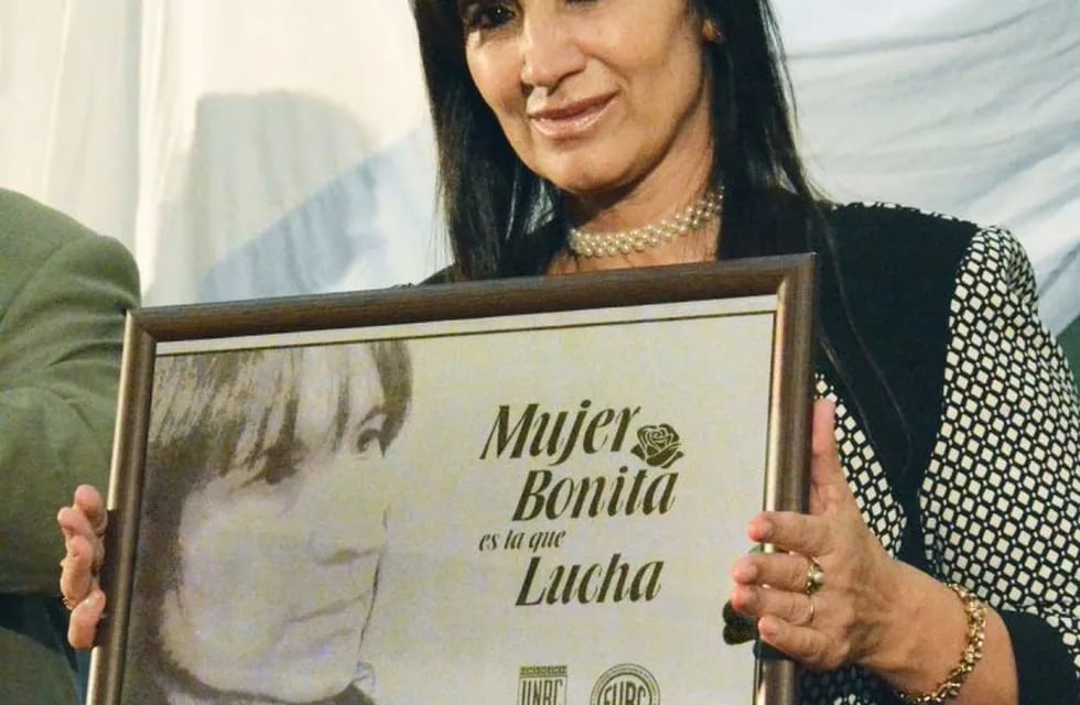 Rosa Sabena Doctora honoris causa UNRC