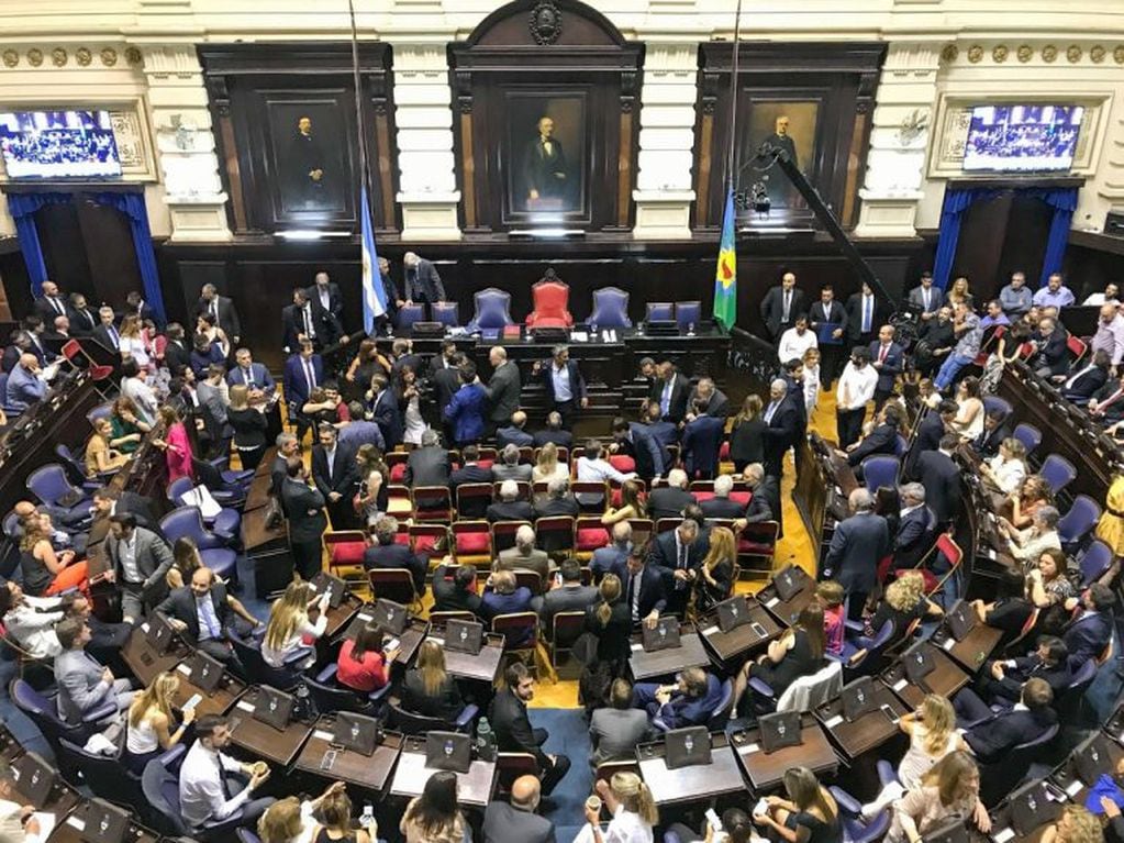 La Cámara de Diputados bonaerense, testigo de la asunción de Axel Kicillof como nuevo gobernador bonaerense. (Clarín)