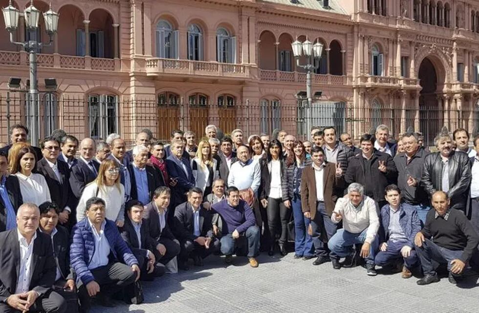 Intendentes de Buenos Aires reunidos