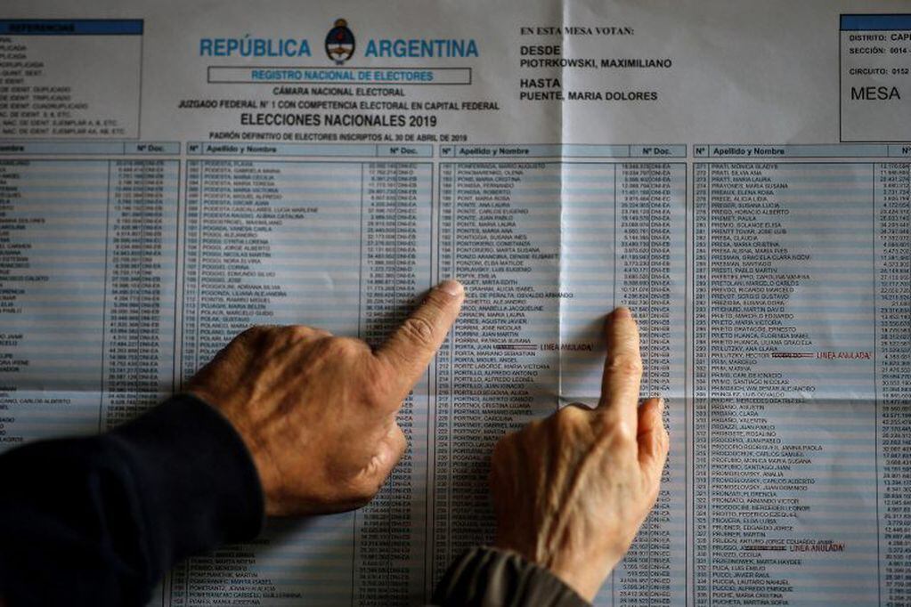 Son casi 34 millones los ciudadanos que están en condiciones de votar. (EFE)