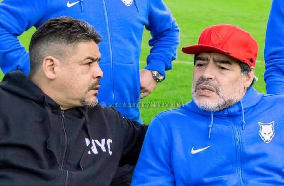 Hugo y Diego Maradona. (Foto: @DiegoMaradonaOficial)
