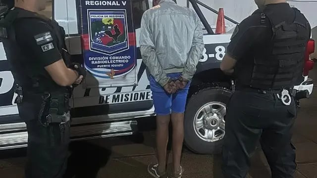 Un joven fue detenido acusado de robar un teléfono celular en un comercio de Puerto Iguazú