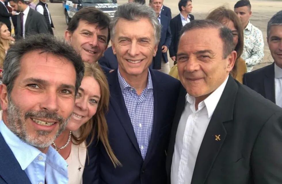 Marcelo Cossar y Felo Lábaque también le dieron la bienvenida al Presidente.