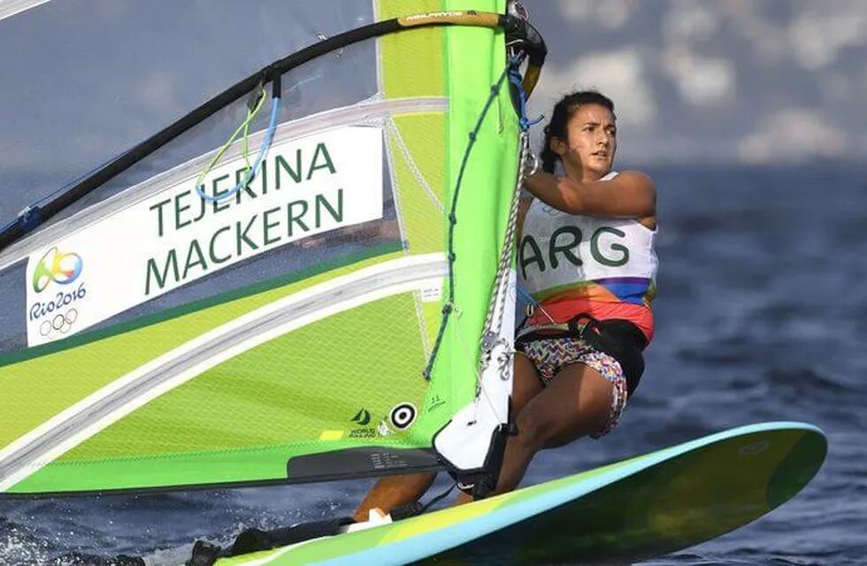 Celia Tejerina en la cuenta regresiva para el windsurf nacional, rumbo a Tokio 2021.