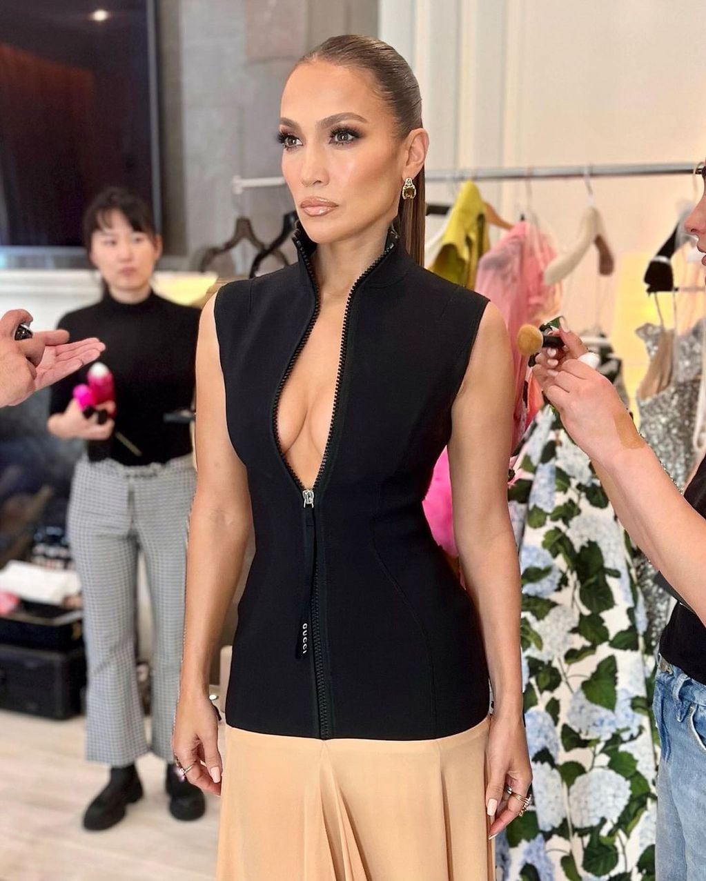 Jennifer Lopez es una inspiración de moda.