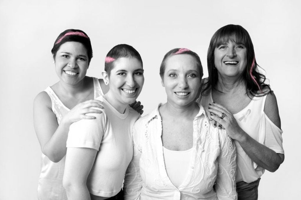 "Las Victoriosas": Graciela, Milagros, Paula y Raquel, pacientes que le ganaron la batalla al cáncer de mama.