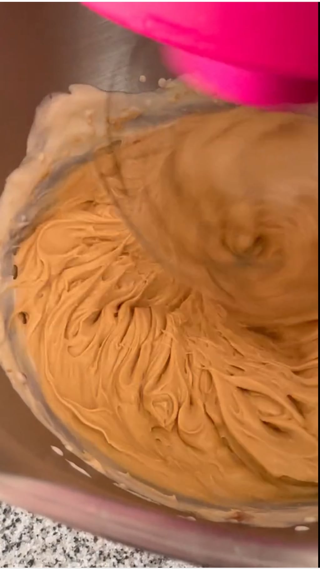 Fácil y rápida: la receta viral para crear el mejor dulce de leche granizado del verano