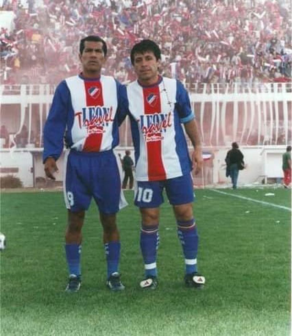 "Pele" y el "Pepe", López Rueda y Quijano. Fútbol y lujos en el Rosario campeón 2001.