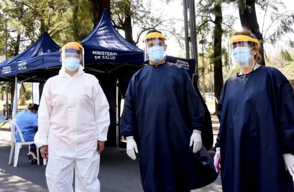 Se encontraron 2.015 nuevos casos de coronavirus en Santa Fe, 1.041 en Rosario (Gobierno de Santa Fe)