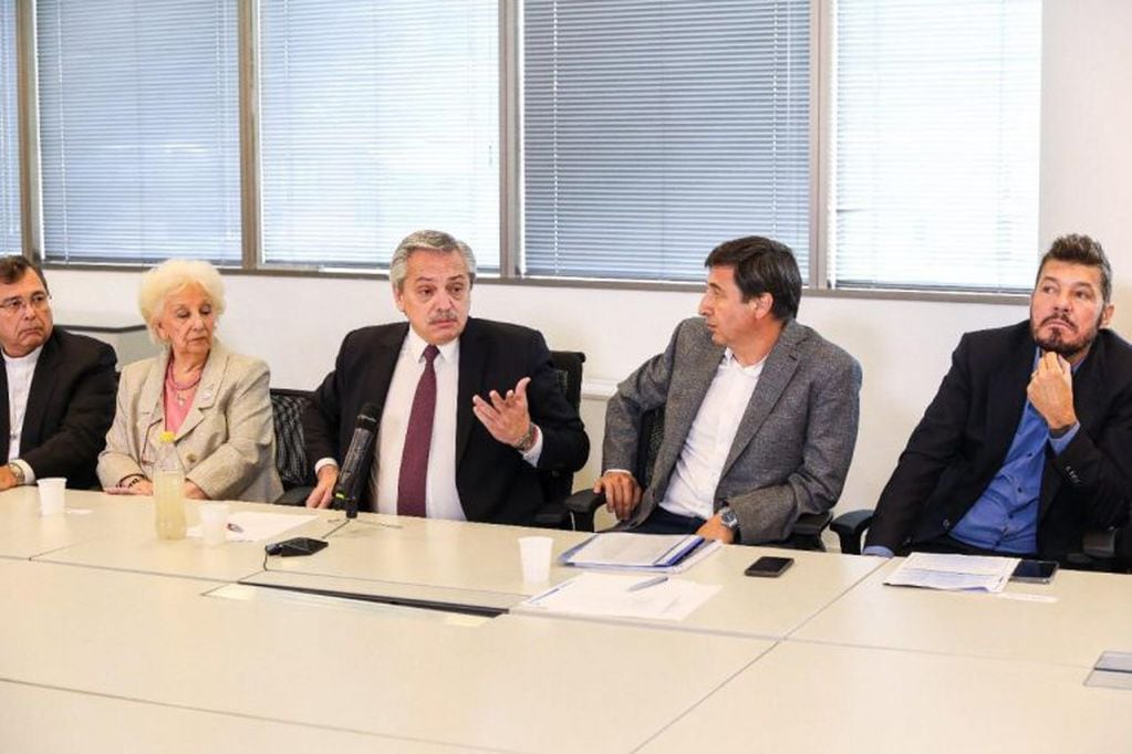 Reunión de Alberto Fernández junto a Marcelo Tinelli y otros dirigentes por el "Plan Argentina contra el Hambre". (Prensa Alberto Fernández)