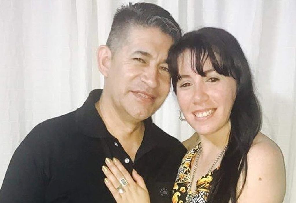 Carolina Leones pidió justicia a dos meses del asesinato de su esposo Eduardo Trasante. (Facebook)