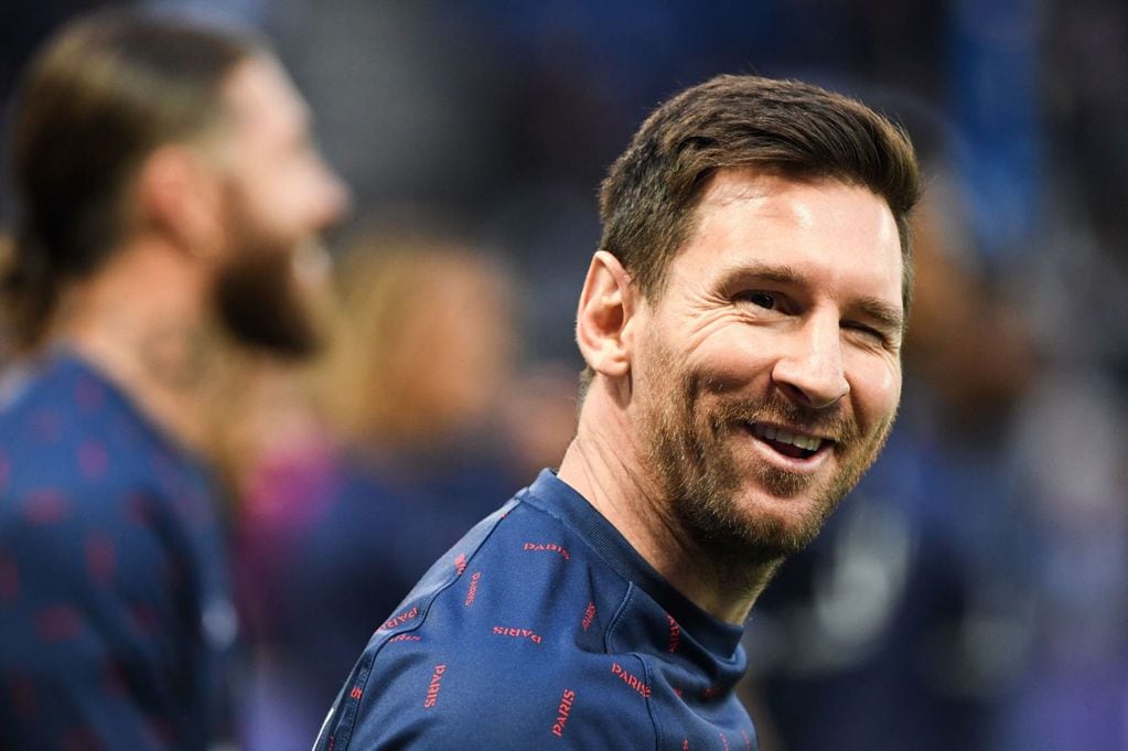 Lionel Messi continuará una temporada más en PSG.