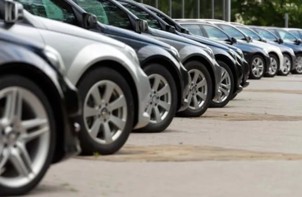 La venta de autos 0 km cayó 45,8% en noviembre.