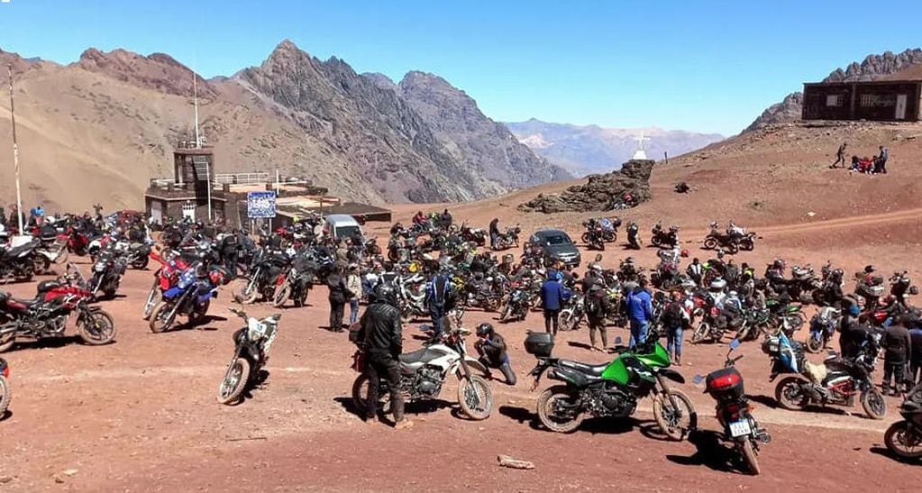 El 8º Encuentro Internacional de Motoviajeros, Cristo Redentor contó con la presencia de 2.000 motoqueros.