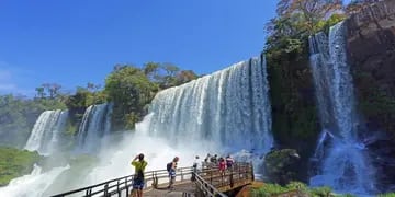 Crisis en Puerto Iguazú: turistas exigen reintegros de reservas hoteleras