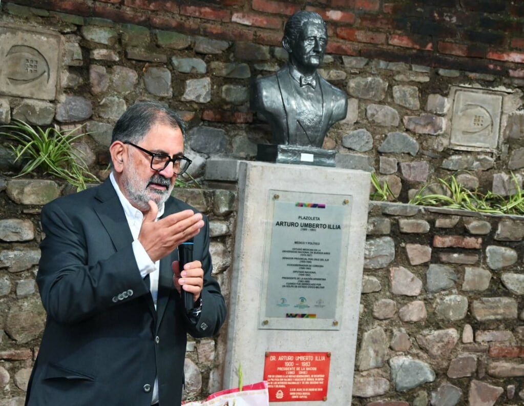 El intendente de San Salvador de Jujuy, Raúl Jorge, consideró que el expresidente Arturo Illia "fue injustamente derrocado por el peor de los golpes de estado de la historia democrática del país".