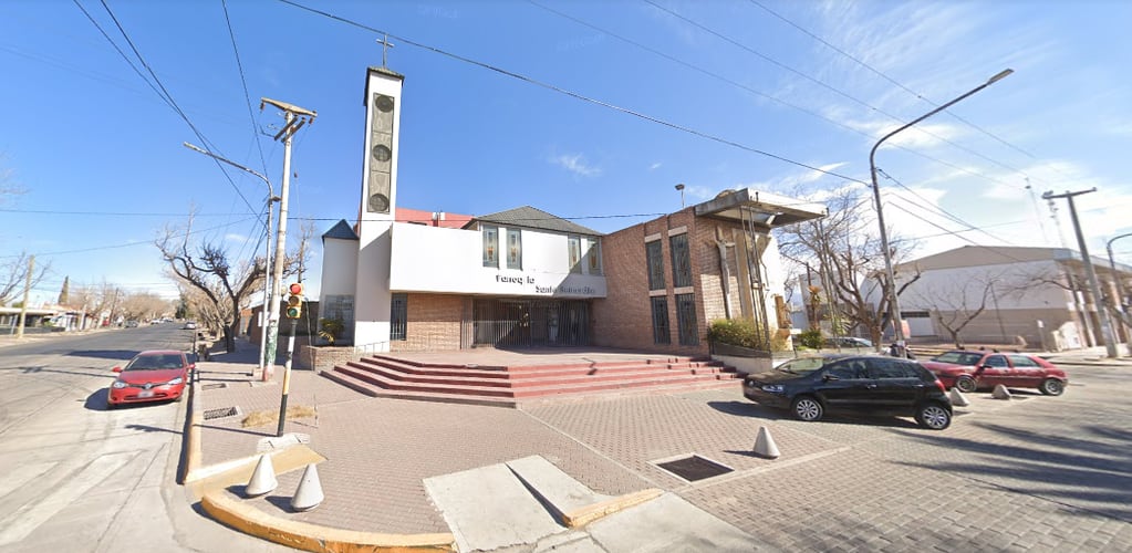 Parroquia Santa Bernardita, en el barrio Unimev.