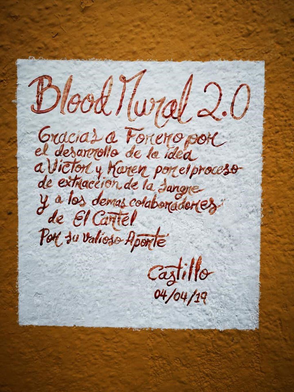 Un tatuador colombiano pintó un mural con sangre humana (Foto: Facebook/juliancastilloman)